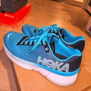 HOKA RUNNING SHOES
